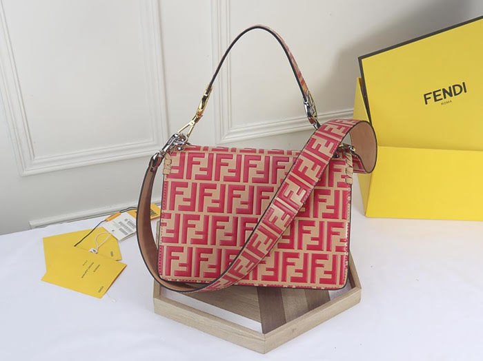 FENDI芬迪 原單爆款 kani 翻蓋手袋 翻蓋綴以同色系穿繩及小蝴蝶結 可斜背或手拿 fd1405