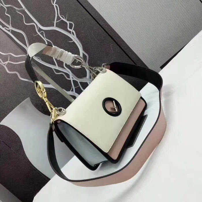 FENDI芬迪 大號fendi KAN I手袋 飾以最新FENDI F LOGO 可斜背或手拿 8807  fd1424