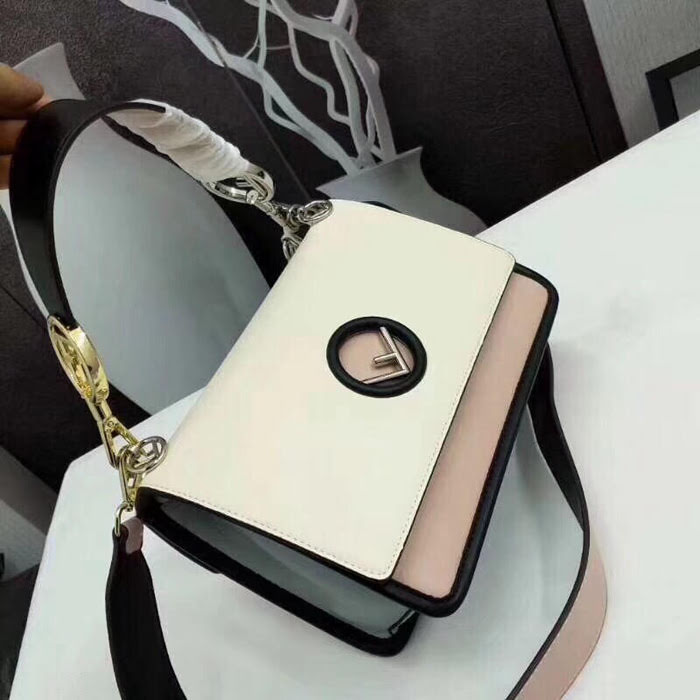 FENDI芬迪 大號fendi KAN I手袋 飾以最新FENDI F LOGO 可斜背或手拿 8807  fd1424