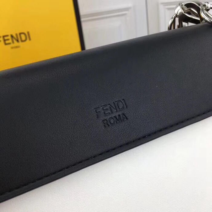 FENDI芬迪 大號fendi KAN I手袋 飾以最新FENDI F LOGO 可斜背或手拿 8808  fd1425