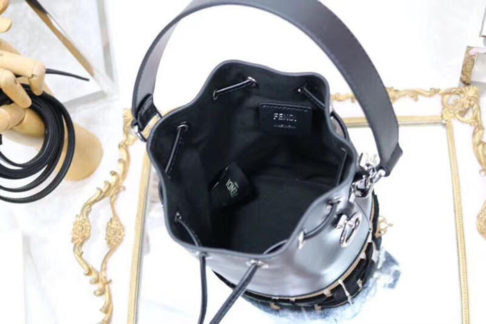 FENDI芬迪 Fendi MINI BUCKET時尚手提肩背包 可手提 可斜挎 8850  fd1444