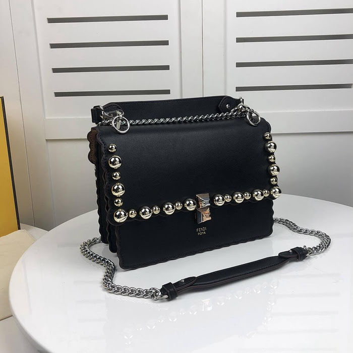FENDI芬迪 大號 Fendi 2018 秋冬新款 Kani翻蓋式手袋 可斜背亦可手提 088  fd1460