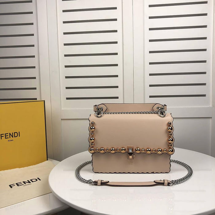FENDI芬迪 大號 Fendi 2018 秋冬新款 Kani翻蓋式手袋 可斜背亦可手提 088  fd1462