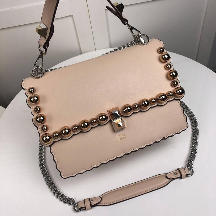 FENDI芬迪 大號 Fendi 2018 秋冬新款 Kani翻蓋式手袋 可斜背亦可手提 088  fd1462