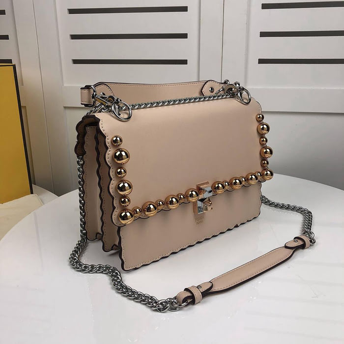 FENDI芬迪 大號 Fendi 2018 秋冬新款 Kani翻蓋式手袋 可斜背亦可手提 088  fd1462