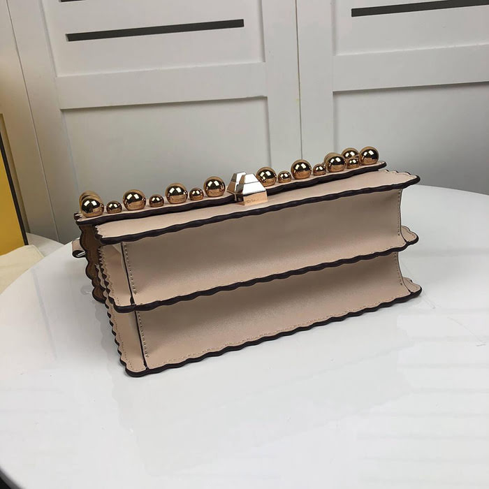 FENDI芬迪 大號 Fendi 2018 秋冬新款 Kani翻蓋式手袋 可斜背亦可手提 088  fd1462