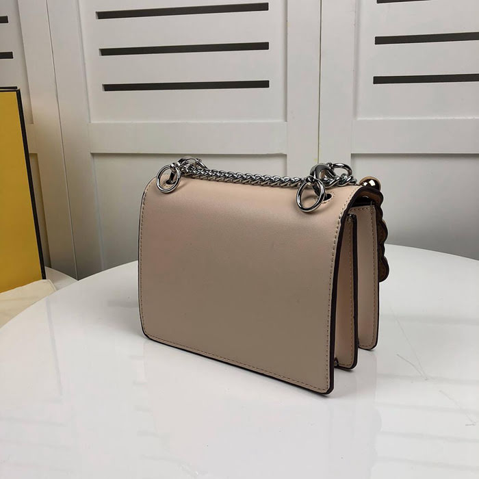 FENDI芬迪 小號 Fendi 2018 秋冬新款 Kani翻蓋式手袋 可斜背亦可手提 088  fd1466