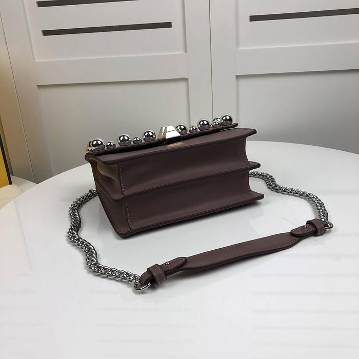 FENDI芬迪 小號 Fendi 2018 秋冬新款 Kani翻蓋式手袋 可斜背亦可手提 088  fd1467