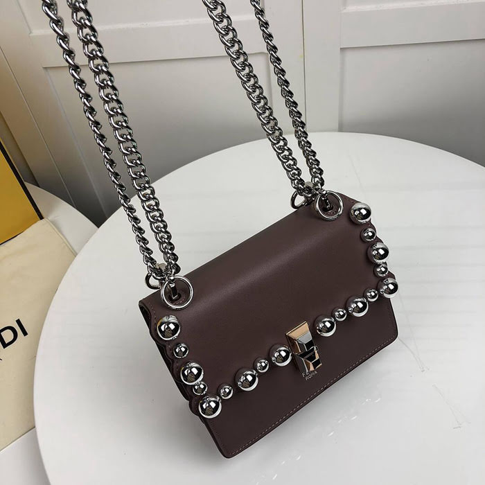 FENDI芬迪 小號 Fendi 2018 秋冬新款 Kani翻蓋式手袋 可斜背亦可手提 088  fd1467