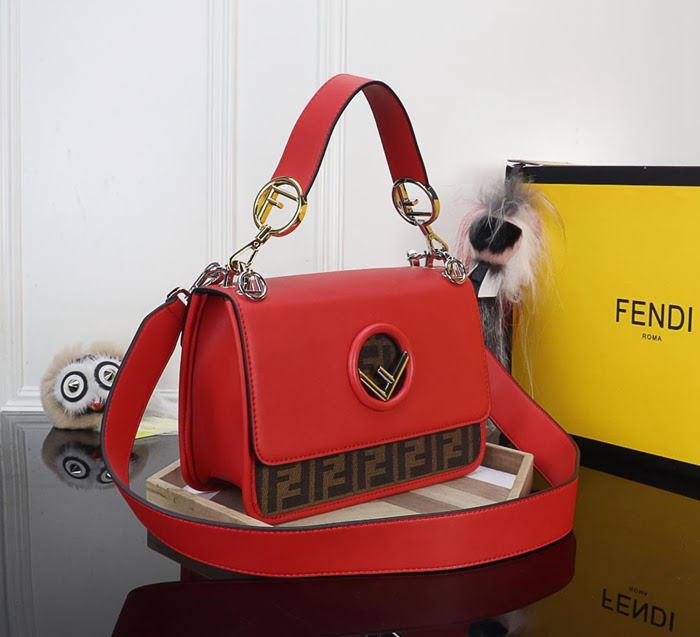 FENDI芬迪 最新系列 Kan I款0999 牛皮 秋冬最新五金扣 FENDI F LOGO  fd1478