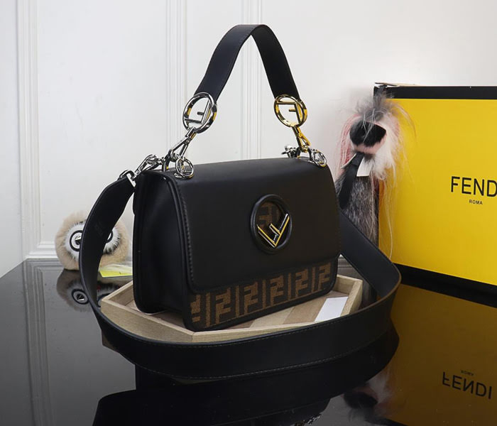 FENDI芬迪 最新系列 Kan I款0999 牛皮 秋冬最新五金扣 FENDI F LOGO  fd1480