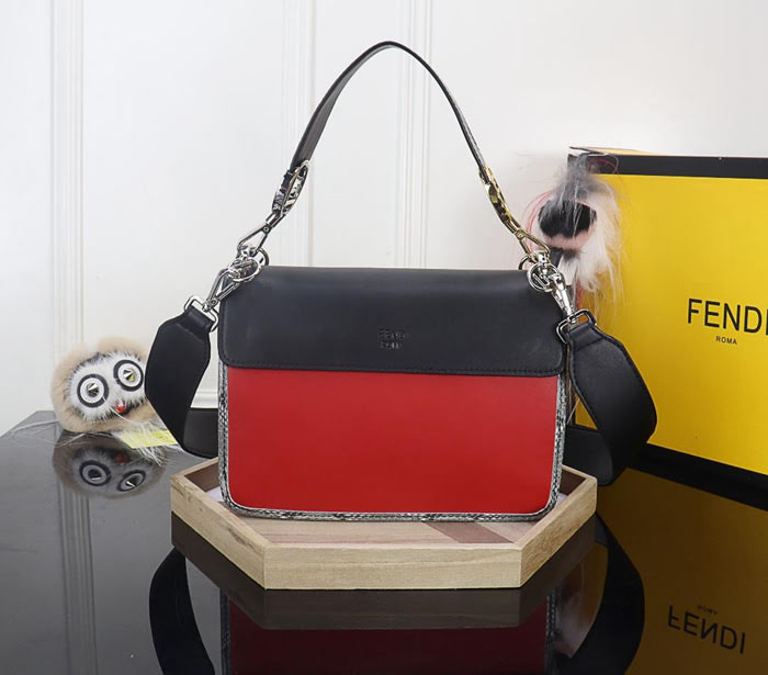 FENDI芬迪 最新款對版 Fendi 最新系列 Kan I款0995 牛皮秋冬最新五金扣 FENDI F LOGO  fd1495