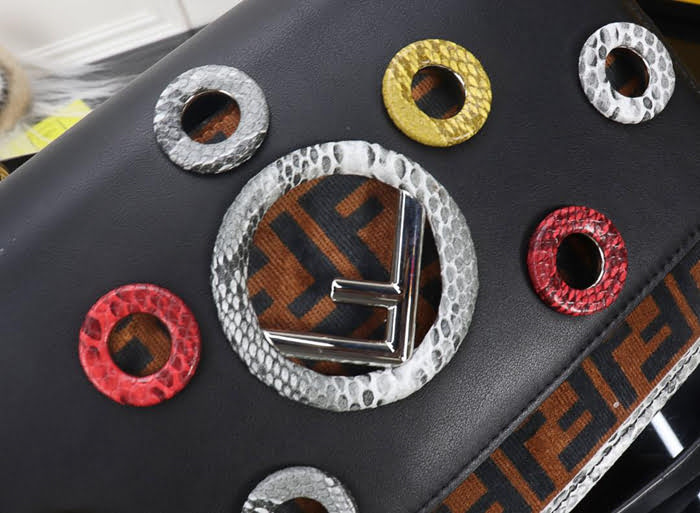 FENDI芬迪 最新款對版 Fendi 最新系列 Kan I款0995 牛皮秋冬最新五金扣 FENDI F LOGO  fd1495