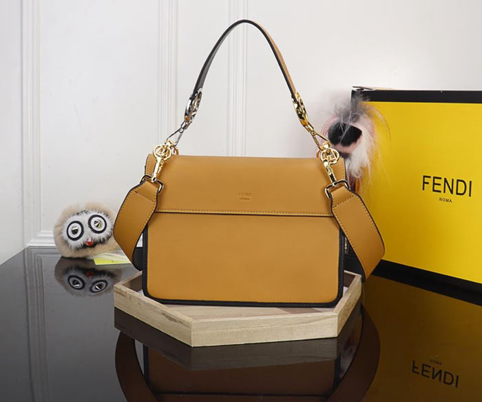 FENDI芬迪 獨家膠囊系列 FF Logo Mania 可肩背手提 8806壓印系列  fd1497