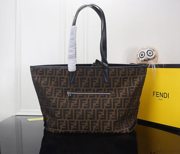 FENDI芬迪 Vintage Fendi 老花 雙F中號購物包 時尚造就永恆的經典  fd1513