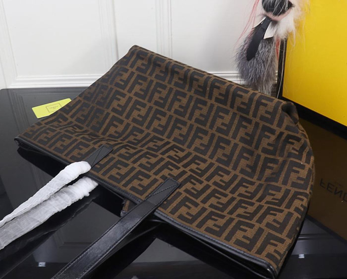 FENDI芬迪 Vintage Fendi 老花 雙F中號購物包 時尚造就永恆的經典  fd1513
