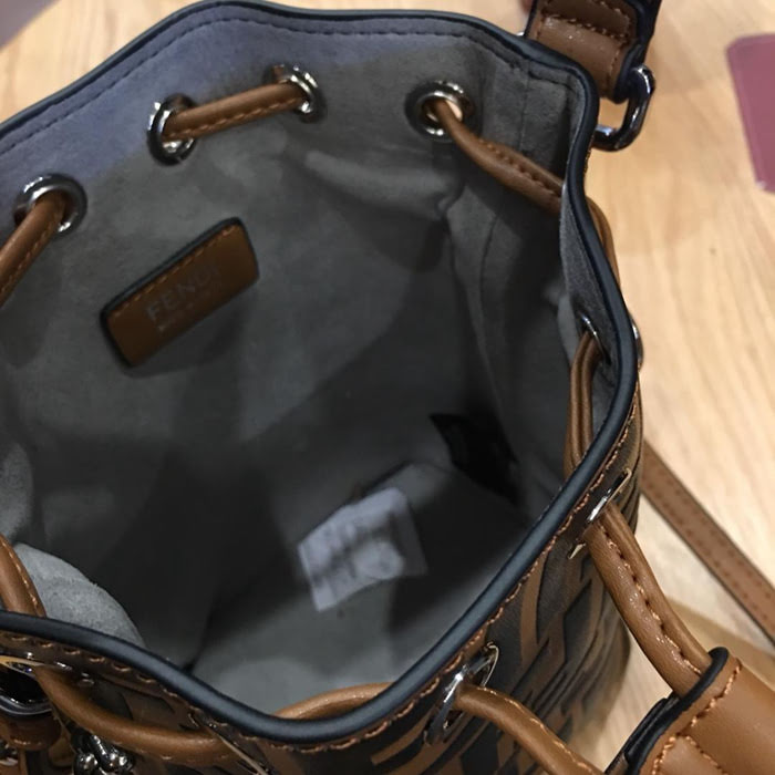 FENDI芬迪 原版全頭層牛皮 迷你型款 MON TRéSOR水桶包  fd1537
