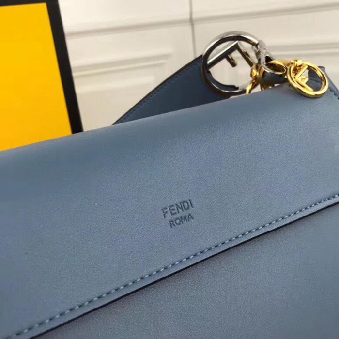 FENDI芬迪 原版品質 獨家膠囊系列 時尚手提肩背包 8806絨毛系列  fd1545