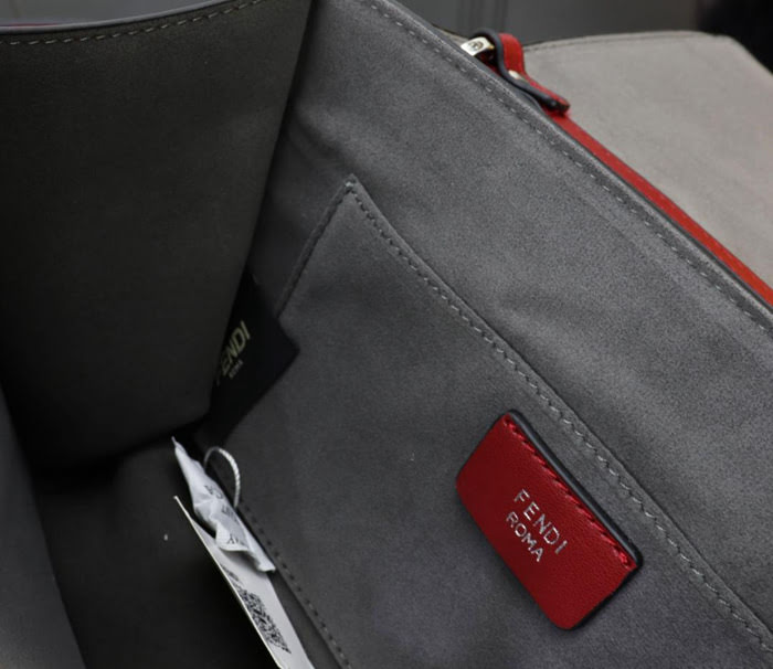 FENDI芬迪 新品新款fendi KAN I手袋 可斜背或手拿  fd1558