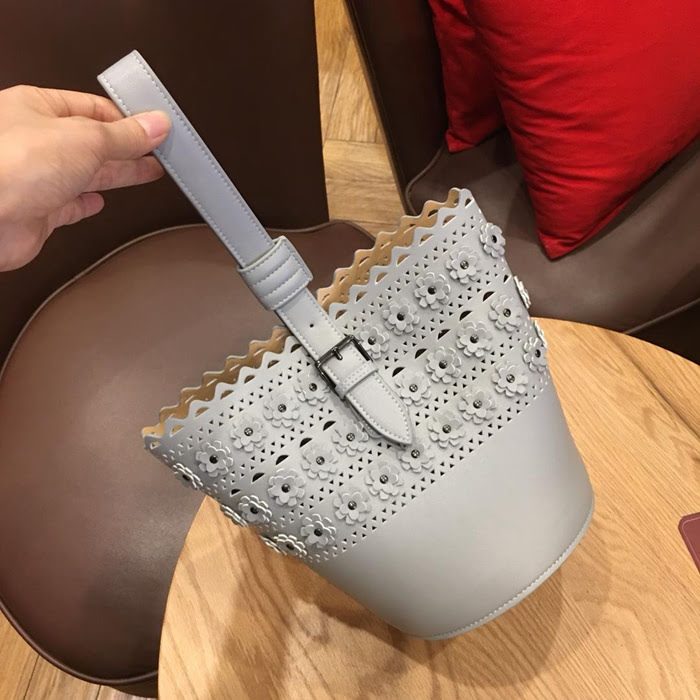FENDI芬迪 alaia阿萊亞 法國著名品牌 同款休閒購物袋  fd1569