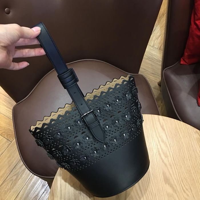 FENDI芬迪 alaia阿萊亞 法國著名品牌 同款休閒購物袋  fd1571
