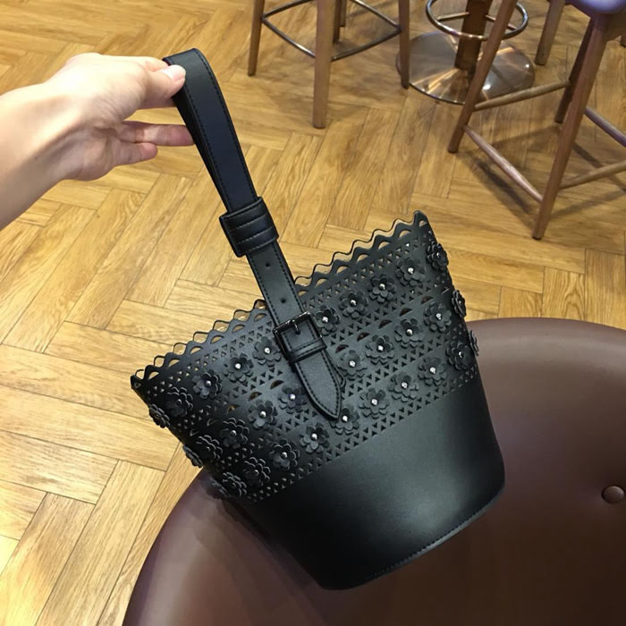 FENDI芬迪 alaia阿萊亞 法國著名品牌 同款休閒購物袋  fd1571