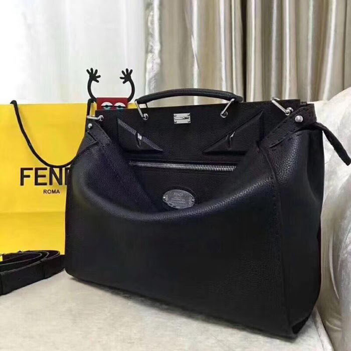 FENDI芬迪 專櫃小怪獸系列 孫紅雷同款 荔枝紋小牛皮 全手工縫製 男款手提斜挎包  fd1572