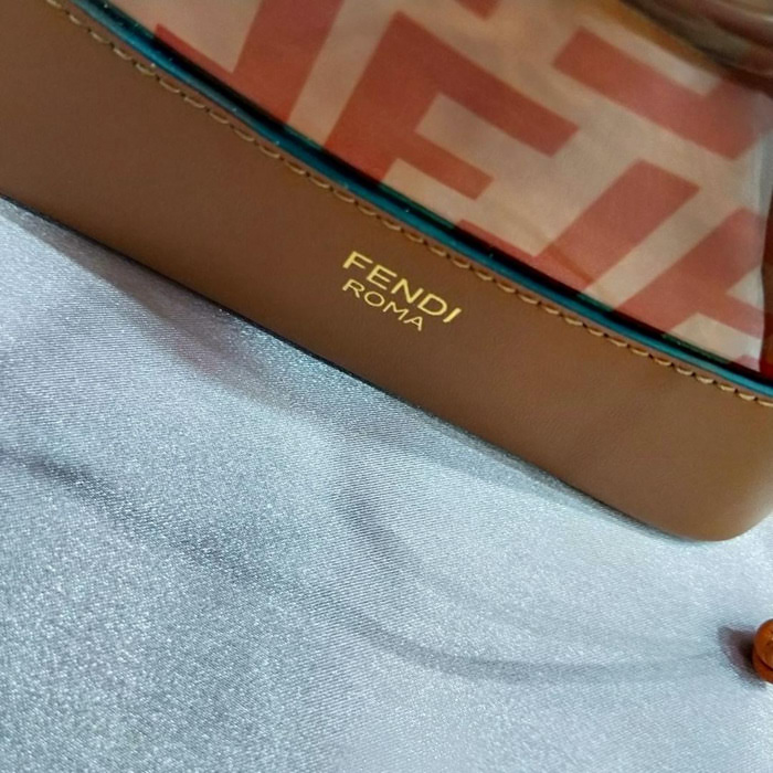 FENDI芬迪 原單FENDI 時尚果凍美包 防凍裂高溫UV高工藝製作配頭層牛皮  fd1599