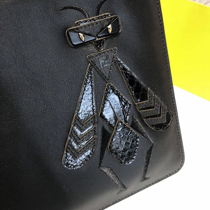 FENDI芬迪 黑色小牛皮 同色系刺繡 BAG BUGS 主題圖案 超薄小手袋 0078M43  fd1629