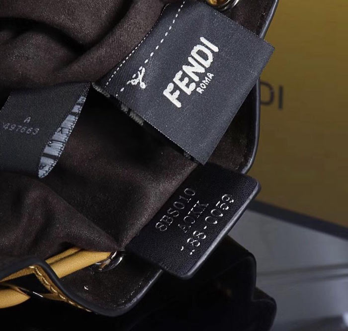 FENDI芬迪 Fendi MINI BUCKET 字母繡桶包 可手提 可斜挎 8850毛毛  fd1634