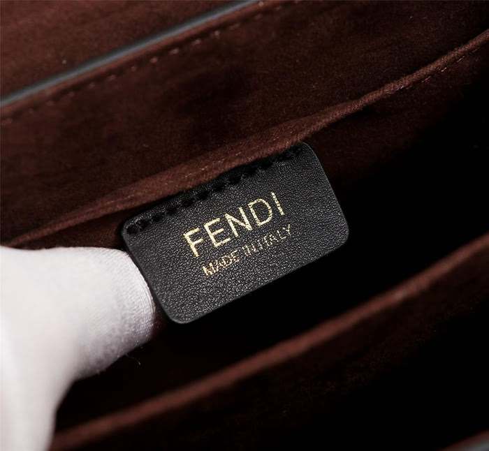 FENDI芬迪 春夏新款 小號（19cm 黑色）Fendi 最新翻蓋迷你手袋 款號2024#  fd1643