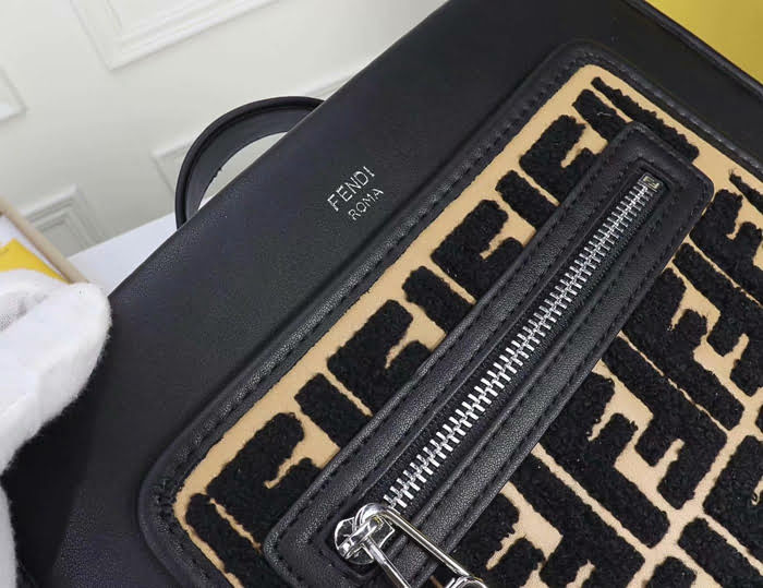 FENDI芬迪 新款 FENDI RUNAWAY 大容量 手提 單肩時尚百搭女包  fd1651