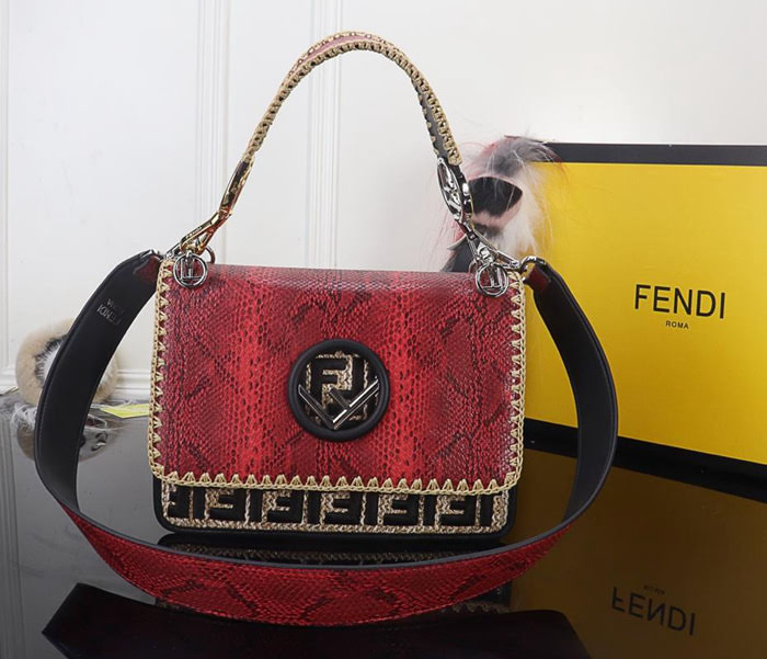 FENDI芬迪 獨家蛇紋編制系列 全新正方型Logo 手提肩背包 8806蛇紋系列  fd1658