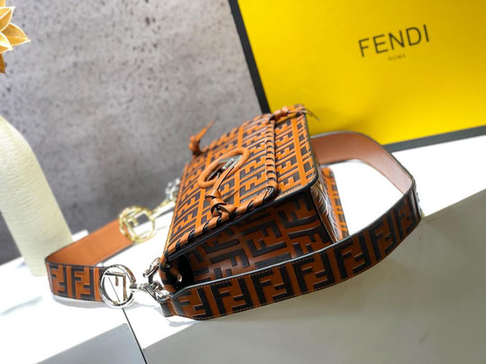 FENDI芬迪 墨綠色小牛皮 翻蓋手袋 翻蓋綴以同色系穿繩及小蝴蝶結 可斜背或手拿 F3303#  fd1660