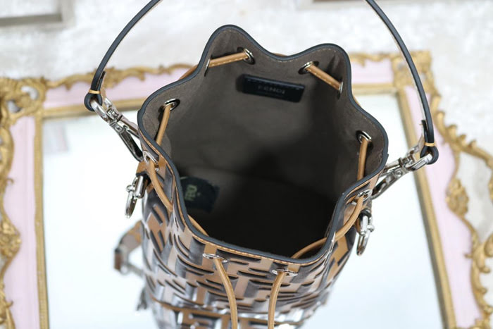 FENDI芬迪 原單 Fendi MINI BUCKET 牛皮時尚女包 可手提 亦可斜挎 F9006  fd1675