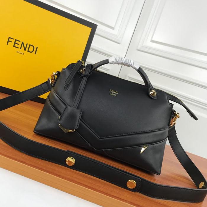FENDI芬迪 芬家最具實力經典款式 摔紋牛皮 手提斜挎包 5510  fd1752