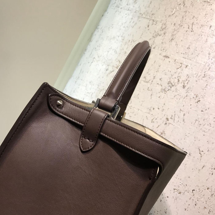 FENDI芬迪 304棕栗色 大型手提包 內側有平口袋 單手提  fd1769