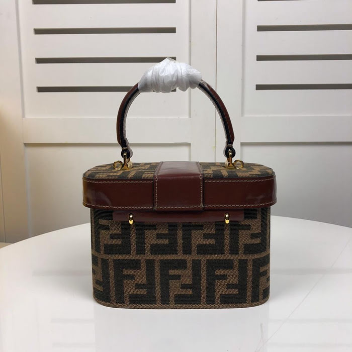 FENDI芬迪 原單品質Fendi超火的vintage老花箱子 中古界限量版 經典色老花 F0810   fd1786