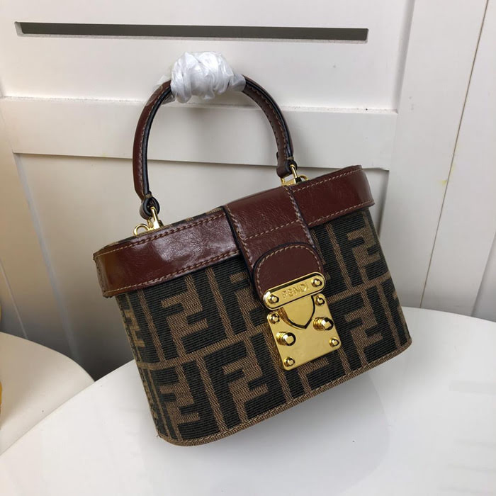 FENDI芬迪 原單品質Fendi超火的vintage老花箱子 中古界限量版 經典色老花 F0810   fd1786