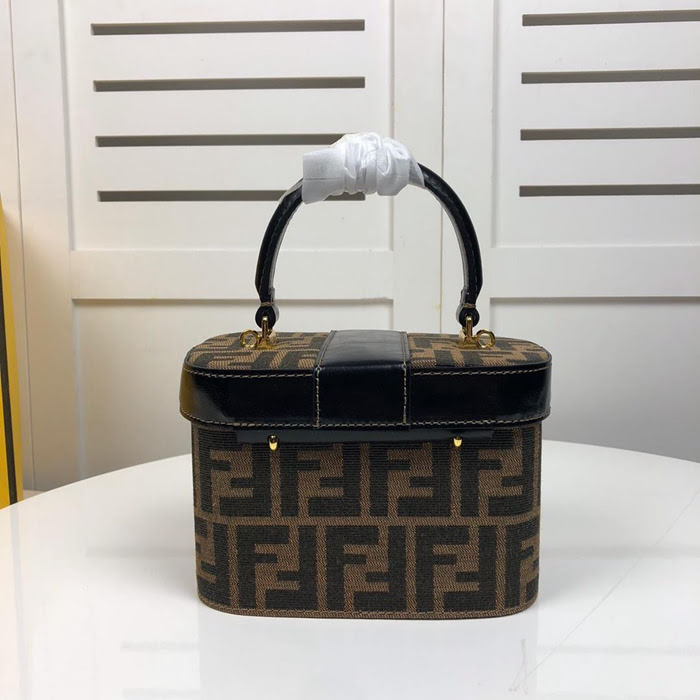 FENDI芬迪 原單品質Fendi超火的vintage老花箱子 中古界限量版 經典色老花 F0810   fd1787