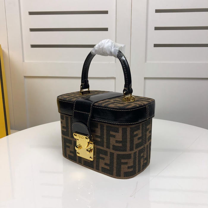 FENDI芬迪 原單品質Fendi超火的vintage老花箱子 中古界限量版 經典色老花 F0810   fd1787
