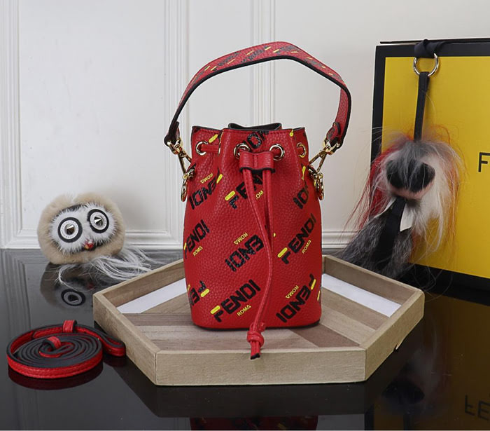 FENDI芬迪 新款 Fendi MINI BUCKET 雙F經典女包 可手提 亦可斜挎 8880  fd1791