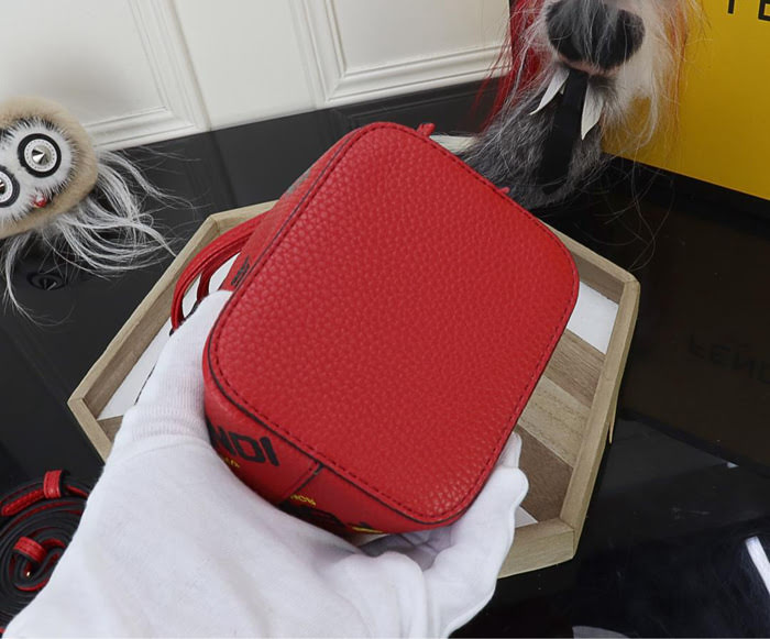 FENDI芬迪 新款 Fendi MINI BUCKET 雙F經典女包 可手提 亦可斜挎 8880  fd1791