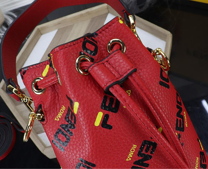 FENDI芬迪 新款 Fendi MINI BUCKET 雙F經典女包 可手提 亦可斜挎 8880  fd1791