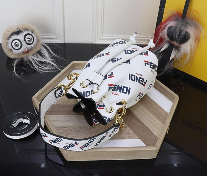 FENDI芬迪 新款 Fendi MINI BUCKET 雙F經典女包 可手提 亦可斜挎 8880  fd1792