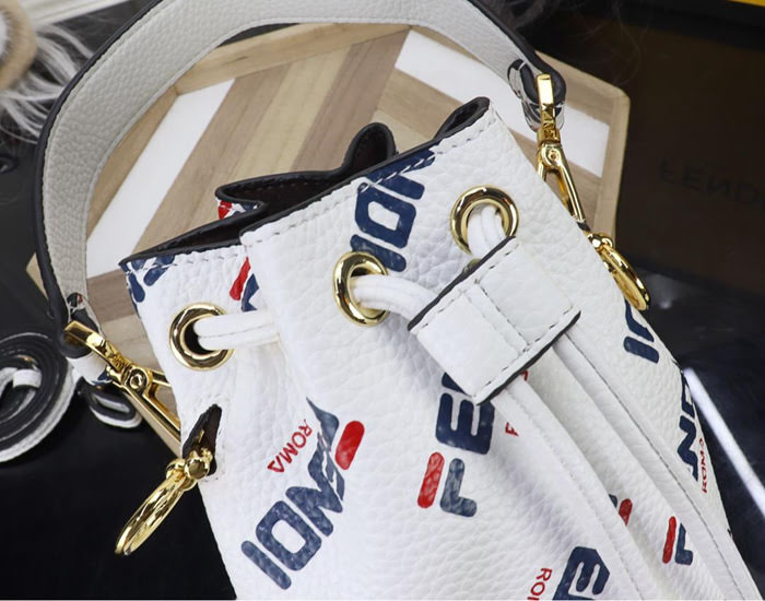 FENDI芬迪 新款 Fendi MINI BUCKET 雙F經典女包 可手提 亦可斜挎 8880  fd1792