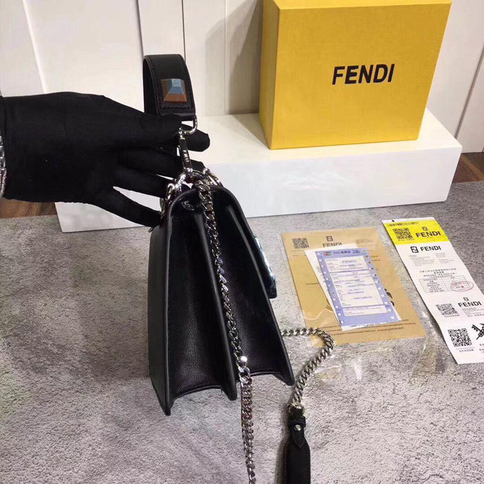 FENDI芬迪 大號小號 最新FENDI芬迪走秀款 KANI鉚釘金屬怪獸 手提肩背包  fd1815