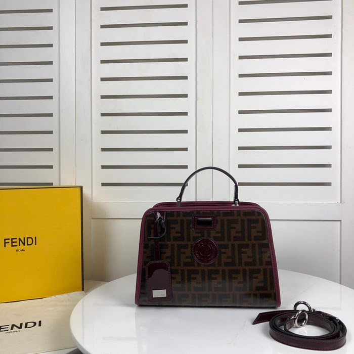 FENDI芬迪 黑色牛皮 相配翻蓋 單手抦手提肩背包  fd1831