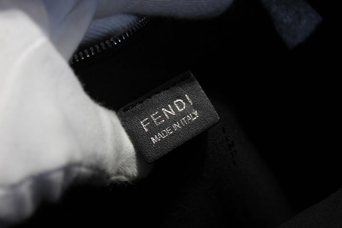 FENDI芬迪 牛仔藍色小牛皮 大型背包 上班族風格雙肩包  fd1833