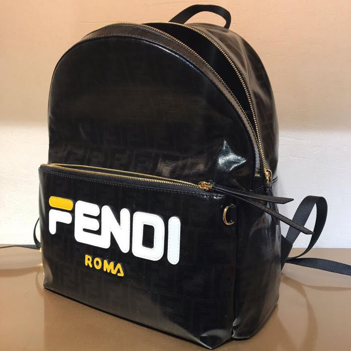 FENDI芬迪 新款 秋冬 男士黑色FF圖案防水料 雙拉鏈 大號雙肩包  fd1848